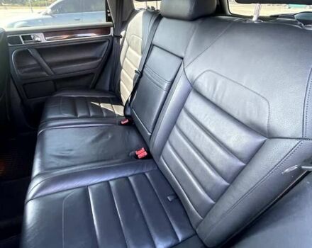 Синий Фольксваген Туарег, объемом двигателя 2.97 л и пробегом 246 тыс. км за 13000 $, фото 12 на Automoto.ua