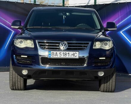 Синій Фольксваген Туарег, об'ємом двигуна 4.9 л та пробігом 259 тис. км за 13499 $, фото 2 на Automoto.ua