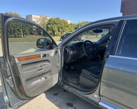 Синий Фольксваген Туарег, объемом двигателя 2.5 л и пробегом 294 тыс. км за 6000 $, фото 11 на Automoto.ua