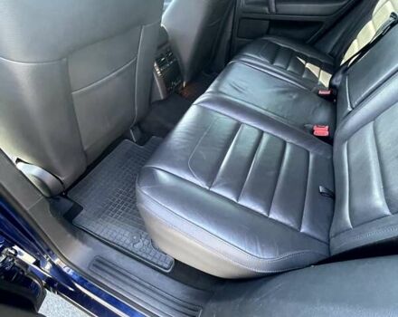 Синий Фольксваген Туарег, объемом двигателя 2.97 л и пробегом 246 тыс. км за 13000 $, фото 11 на Automoto.ua