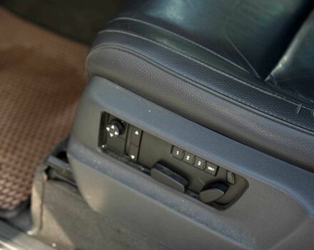 Синій Фольксваген Туарег, об'ємом двигуна 4.9 л та пробігом 259 тис. км за 13499 $, фото 10 на Automoto.ua