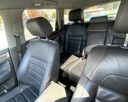 Синий Фольксваген Туарег, объемом двигателя 2.97 л и пробегом 246 тыс. км за 13000 $, фото 23 на Automoto.ua