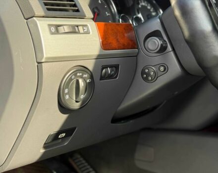 Синій Фольксваген Туарег, об'ємом двигуна 4.9 л та пробігом 259 тис. км за 13499 $, фото 9 на Automoto.ua