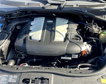 Синий Фольксваген Туарег, объемом двигателя 2.97 л и пробегом 246 тыс. км за 13000 $, фото 29 на Automoto.ua