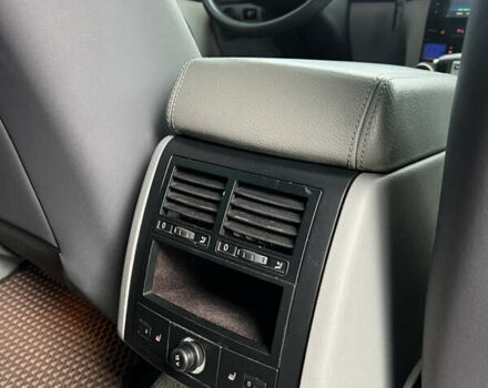 Синій Фольксваген Туарег, об'ємом двигуна 2.97 л та пробігом 236 тис. км за 11900 $, фото 28 на Automoto.ua