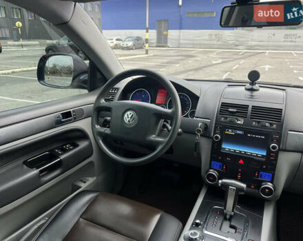 Синій Фольксваген Туарег, об'ємом двигуна 2.97 л та пробігом 236 тис. км за 11900 $, фото 27 на Automoto.ua