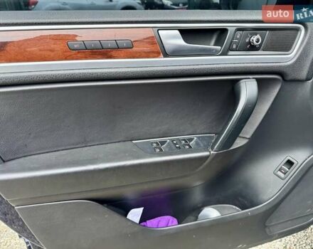 Синій Фольксваген Туарег, об'ємом двигуна 2.97 л та пробігом 243 тис. км за 14999 $, фото 21 на Automoto.ua