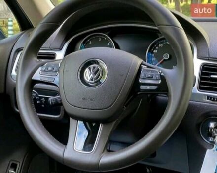 Синий Фольксваген Туарег, объемом двигателя 2.97 л и пробегом 317 тыс. км за 18000 $, фото 11 на Automoto.ua