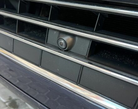 Синий Фольксваген Туарег, объемом двигателя 3 л и пробегом 317 тыс. км за 18000 $, фото 3 на Automoto.ua