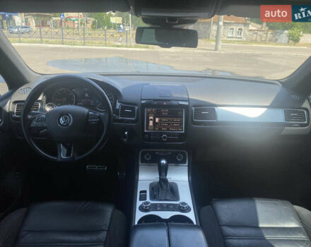 Синий Фольксваген Туарег, объемом двигателя 2.97 л и пробегом 249 тыс. км за 17300 $, фото 11 на Automoto.ua