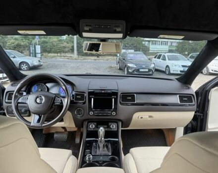 Синий Фольксваген Туарег, объемом двигателя 3 л и пробегом 198 тыс. км за 18000 $, фото 19 на Automoto.ua