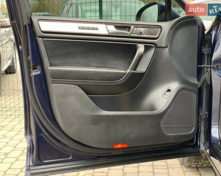 Синий Фольксваген Туарег, объемом двигателя 3 л и пробегом 210 тыс. км за 20999 $, фото 22 на Automoto.ua