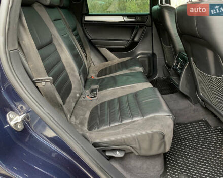 Синий Фольксваген Туарег, объемом двигателя 3 л и пробегом 210 тыс. км за 20999 $, фото 31 на Automoto.ua