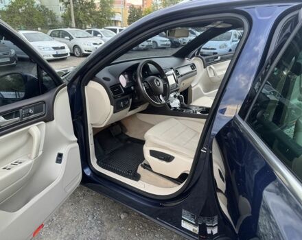 Синий Фольксваген Туарег, объемом двигателя 3 л и пробегом 198 тыс. км за 18000 $, фото 11 на Automoto.ua