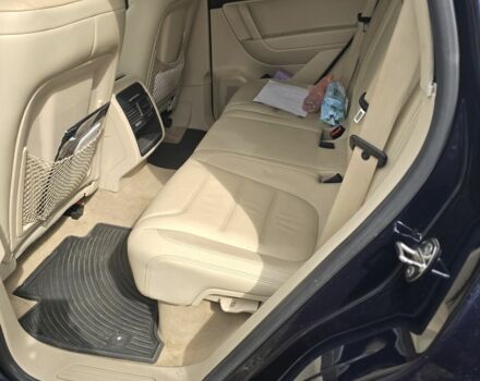 Синій Фольксваген Туарег, об'ємом двигуна 3 л та пробігом 240 тис. км за 355 $, фото 4 на Automoto.ua