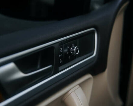 Синий Фольксваген Туарег, объемом двигателя 2.97 л и пробегом 241 тыс. км за 16500 $, фото 15 на Automoto.ua