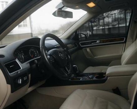 Синий Фольксваген Туарег, объемом двигателя 2.97 л и пробегом 241 тыс. км за 16500 $, фото 23 на Automoto.ua