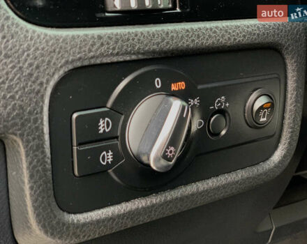 Синий Фольксваген Туарег, объемом двигателя 3 л и пробегом 210 тыс. км за 20999 $, фото 47 на Automoto.ua