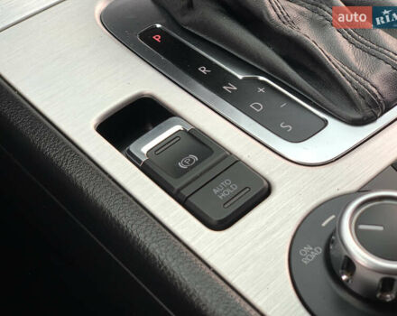 Синий Фольксваген Туарег, объемом двигателя 3 л и пробегом 210 тыс. км за 20999 $, фото 55 на Automoto.ua