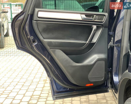 Синий Фольксваген Туарег, объемом двигателя 3 л и пробегом 210 тыс. км за 20999 $, фото 25 на Automoto.ua