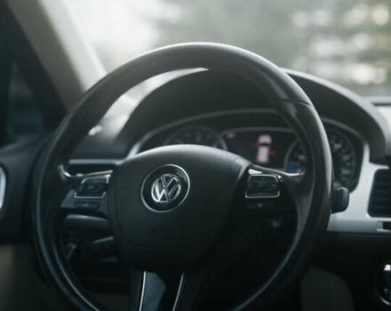 Синий Фольксваген Туарег, объемом двигателя 2.97 л и пробегом 241 тыс. км за 16500 $, фото 18 на Automoto.ua