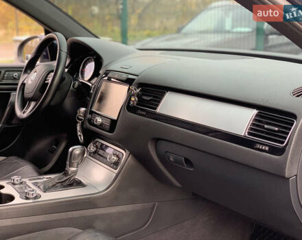 Синий Фольксваген Туарег, объемом двигателя 3 л и пробегом 210 тыс. км за 20999 $, фото 34 на Automoto.ua