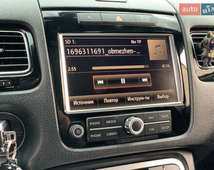 Синий Фольксваген Туарег, объемом двигателя 3 л и пробегом 210 тыс. км за 20999 $, фото 57 на Automoto.ua