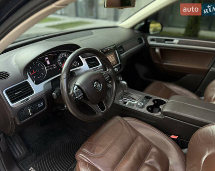 Синий Фольксваген Туарег, объемом двигателя 2.97 л и пробегом 272 тыс. км за 16200 $, фото 20 на Automoto.ua