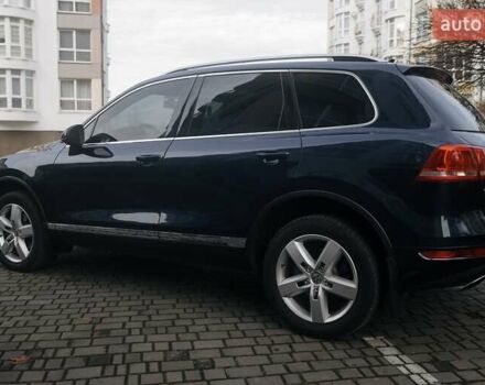 Синий Фольксваген Туарег, объемом двигателя 2.97 л и пробегом 241 тыс. км за 16500 $, фото 2 на Automoto.ua