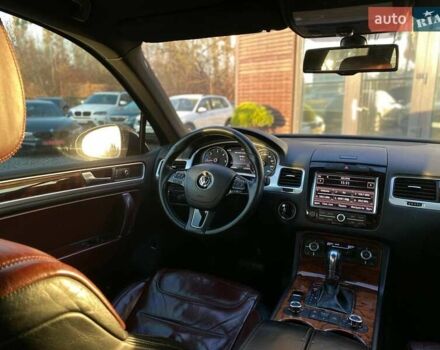 Синий Фольксваген Туарег, объемом двигателя 2.97 л и пробегом 370 тыс. км за 14600 $, фото 7 на Automoto.ua