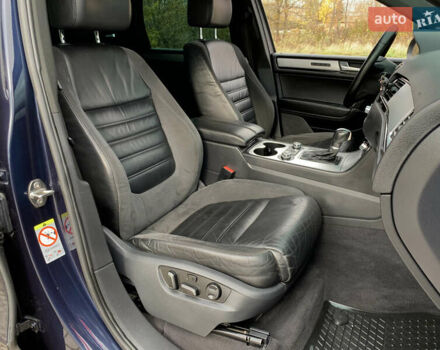 Синий Фольксваген Туарег, объемом двигателя 3 л и пробегом 210 тыс. км за 20999 $, фото 35 на Automoto.ua