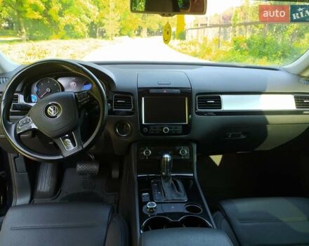Синий Фольксваген Туарег, объемом двигателя 3 л и пробегом 195 тыс. км за 21000 $, фото 18 на Automoto.ua