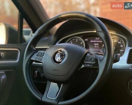 Синий Фольксваген Туарег, объемом двигателя 2.97 л и пробегом 370 тыс. км за 14600 $, фото 9 на Automoto.ua