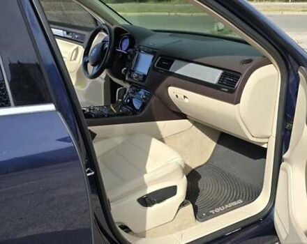 Синий Фольксваген Туарег, объемом двигателя 3 л и пробегом 214 тыс. км за 17900 $, фото 12 на Automoto.ua