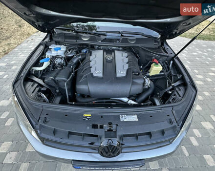 Синій Фольксваген Туарег, об'ємом двигуна 2.97 л та пробігом 244 тис. км за 21500 $, фото 67 на Automoto.ua