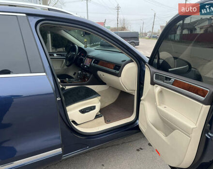 Синий Фольксваген Туарег, объемом двигателя 2.97 л и пробегом 257 тыс. км за 17850 $, фото 10 на Automoto.ua