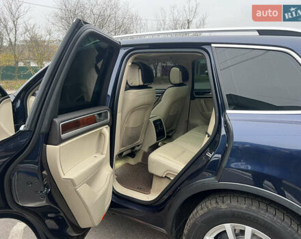 Синий Фольксваген Туарег, объемом двигателя 2.97 л и пробегом 257 тыс. км за 17850 $, фото 9 на Automoto.ua