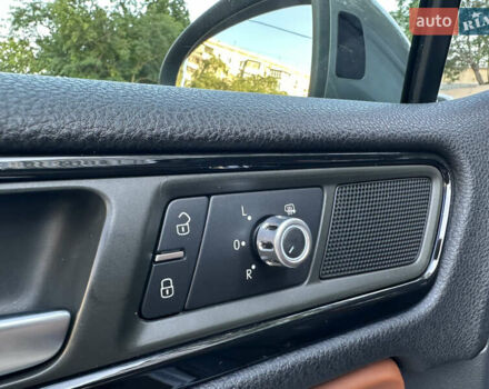 Синій Фольксваген Туарег, об'ємом двигуна 2.97 л та пробігом 244 тис. км за 21500 $, фото 22 на Automoto.ua