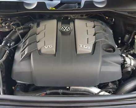 Синий Фольксваген Туарег, объемом двигателя 2.97 л и пробегом 325 тыс. км за 21500 $, фото 26 на Automoto.ua