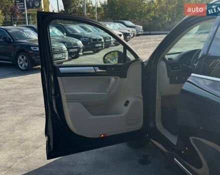 Синий Фольксваген Туарег, объемом двигателя 2.97 л и пробегом 236 тыс. км за 17500 $, фото 22 на Automoto.ua