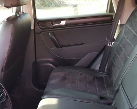 Синий Фольксваген Туарег, объемом двигателя 2.97 л и пробегом 325 тыс. км за 21500 $, фото 13 на Automoto.ua