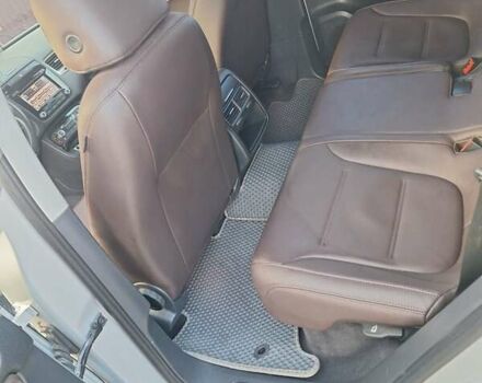 Синий Фольксваген Туарег, объемом двигателя 2.97 л и пробегом 304 тыс. км за 16600 $, фото 10 на Automoto.ua