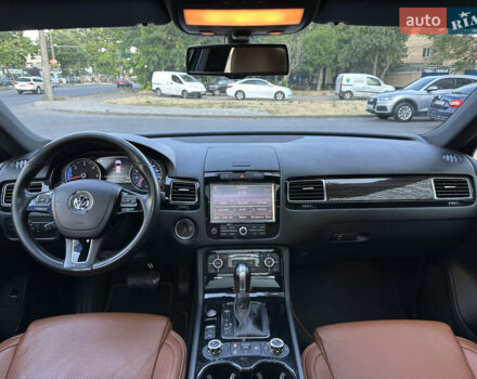 Синій Фольксваген Туарег, об'ємом двигуна 2.97 л та пробігом 244 тис. км за 21500 $, фото 59 на Automoto.ua