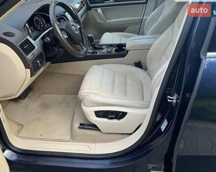 Синий Фольксваген Туарег, объемом двигателя 2.97 л и пробегом 374 тыс. км за 18900 $, фото 11 на Automoto.ua