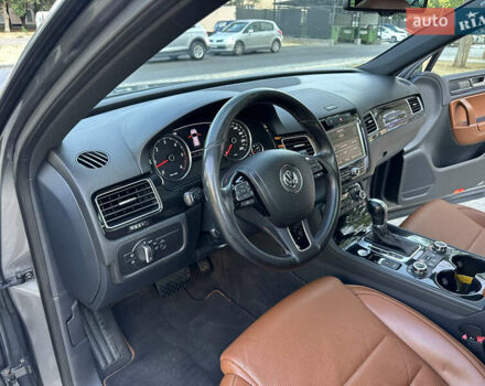 Синій Фольксваген Туарег, об'ємом двигуна 2.97 л та пробігом 244 тис. км за 21500 $, фото 25 на Automoto.ua