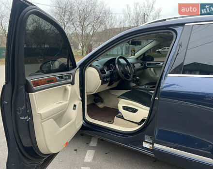 Синий Фольксваген Туарег, объемом двигателя 2.97 л и пробегом 257 тыс. км за 17850 $, фото 6 на Automoto.ua