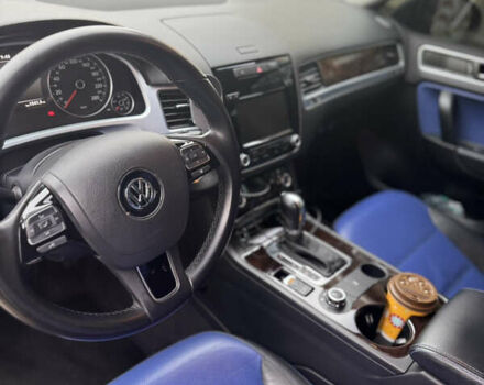 Синий Фольксваген Туарег, объемом двигателя 2.97 л и пробегом 196 тыс. км за 19800 $, фото 13 на Automoto.ua