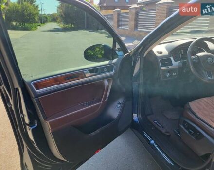 Синий Фольксваген Туарег, объемом двигателя 2.97 л и пробегом 221 тыс. км за 21400 $, фото 27 на Automoto.ua