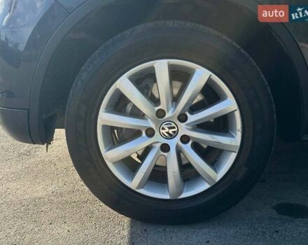 Синий Фольксваген Туарег, объемом двигателя 2.97 л и пробегом 236 тыс. км за 17500 $, фото 26 на Automoto.ua