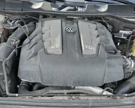 Синий Фольксваген Туарег, объемом двигателя 3 л и пробегом 214 тыс. км за 17900 $, фото 14 на Automoto.ua